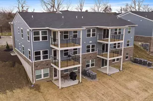 532 Foxhill Dr, Crescent Springs, KY 41017 - Photo 26