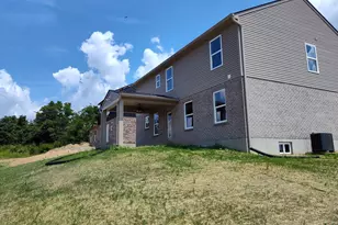 10694 Melbury Ct, Independence, KY 41051 - Photo 2