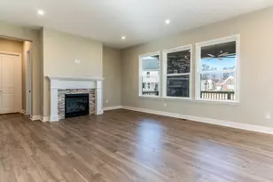738 Man O War Blvd, Union, KY 41091 - Photo 12