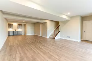 738 Man O War Blvd, Union, KY 41091 - Photo 36