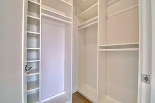 800 Ovation Wy, Newport, KY 41071 - Photo 18