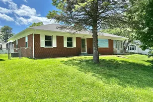 10 Kelly Ave, Williamstown, KY 41097 - Photo 1