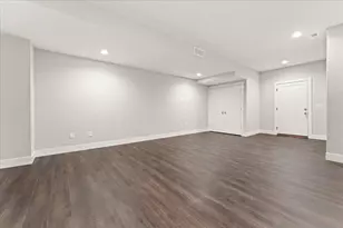 93 W 13th St, Newport, KY 41071 - Photo 26