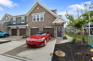 2538 Elyria Ct, Crescent Springs, KY 41017 - Photo 2