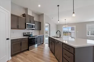 867 Walton Ter Dr, Walton, KY 41094 - Photo 2