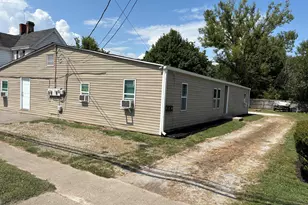 808 W Shelby St, Falmouth, KY 41040 - Photo 2