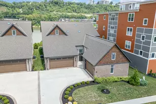 605 Manhattan Blvd, Dayton, KY 41074 - Photo 2