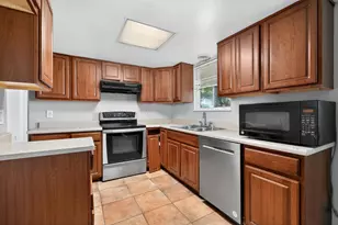 149 Breckenridge Dr, Alexandria, KY 41001 - Photo 2