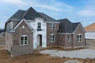 599 BLUESTEM DR, Erlanger, KY 41018 - Photo 2