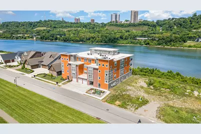 617 Manhattan Boulevard #204, Dayton, KY 41074 - Photo 1