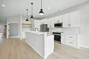 2316 Paragon Mill Dr, Burlington, KY 41005 - Photo 10