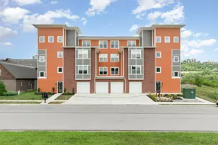 617 Manhattan Blvd, Dayton, KY 41074 - Photo 2