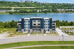 739 Manhattan Blvd, Dayton, KY 41074 - Photo 2