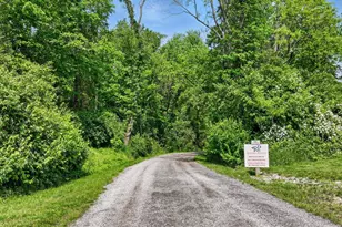 1464 Topaz Trace Ct, Hebron, KY 41048 - Photo 16