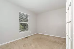 2719 Chateau Ct, Union, KY 41091 - Photo 22