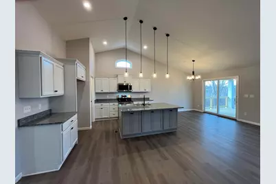 1195 Breckenridge Lane, Hebron, KY 41048 - Photo 6