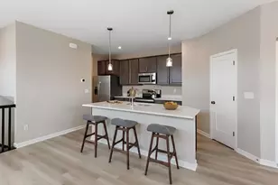 1338 Parkside Dr, Alexandria, KY 41001 - Photo 2