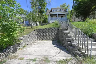 593 Waterworks Rd, Fort Thomas, KY 41075 - Photo 2