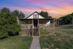 418 Huntington Ave, Melbourne, KY 41059 - Photo 1