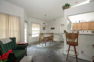 387 Deepwoods Dr, Newport, KY 41076 - Photo 4