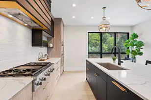 765 E 11th St, Newport, KY 41071 - Photo 14