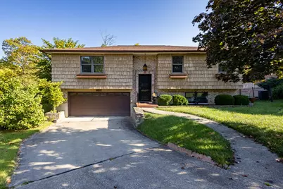 57 Kimberly Drive E, Fort Thomas, KY 41075 - Photo 1