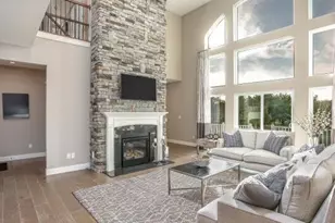 907 Stablewatch Dr, Independence, KY 41051 - Photo 2