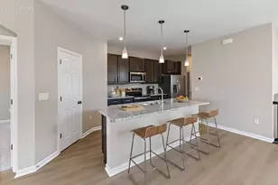 1321 Parkside Dr, Alexandria, KY 41001 - Photo 2
