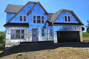 959 Fairbanks Ln, Southgate, KY 41071 - Photo 1