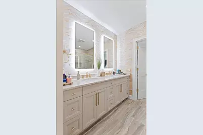 600 Ovation Way #312, Newport, KY 41071 - Photo 28