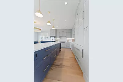 600 Ovation Way #312, Newport, KY 41071 - Photo 12