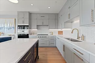 600 Ovation Wy, Newport, KY 41071 - Photo 14