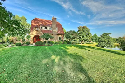 12 Rossmoyne Drive, Crestview Hills, KY 41017 - Photo 2