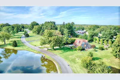 12 Rossmoyne Drive, Crestview Hills, KY 41017 - Photo 18