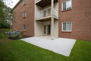 551 Napa Valley Ln, Crestview Hills, KY 41017 - Photo 2