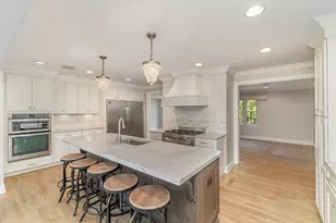 121 Miami Pkwy, Fort Thomas, KY 41075 - Photo 2