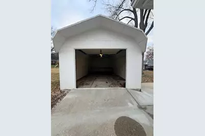 604 Robbins Avenue S, Falmouth, KY 41040 - Photo 28