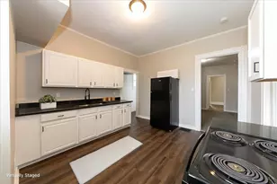 2009 Greenup St, Covington, KY 41014 - Photo 4