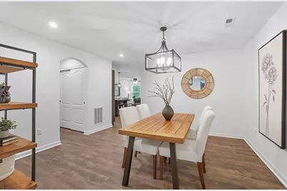 646 Daphne Way, Crescent Springs, KY 41017 - Photo 6