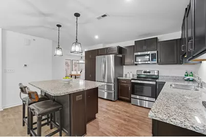 646 Daphne Way, Crescent Springs, KY 41017 - Photo 8