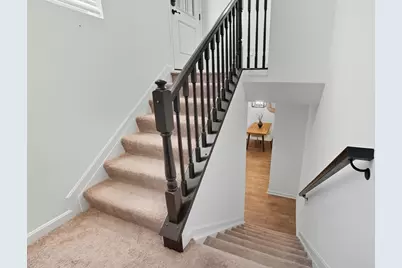 646 Daphne Way, Crescent Springs, KY 41017 - Photo 4