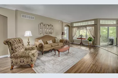 363 Riverbend Drive, Ludlow, KY 41016 - Photo 8