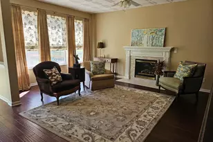 9718 Cherbourg Dr, Union, KY 41091 - Photo 10