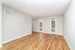 720 Mill Valley Dr, Taylor Mill, KY 41015 - Photo 2