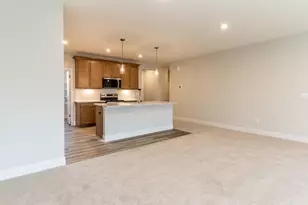 2674 Timberside Dr, Hebron, KY 41048 - Photo 8