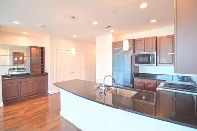 1 Roebling Way #602, Covington, KY 41011 - Photo 4