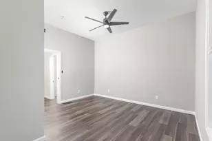 327 W 11th St, Newport, KY 41071 - Photo 12