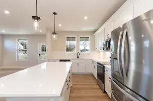 8566 Concerto Ct, Union, KY 41091 - Photo 12