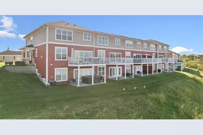 535 Riverpointe Drive #4, Dayton, KY 41074 - Photo 8