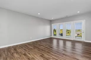 535 Riverpointe Dr, Dayton, KY 41074 - Photo 42